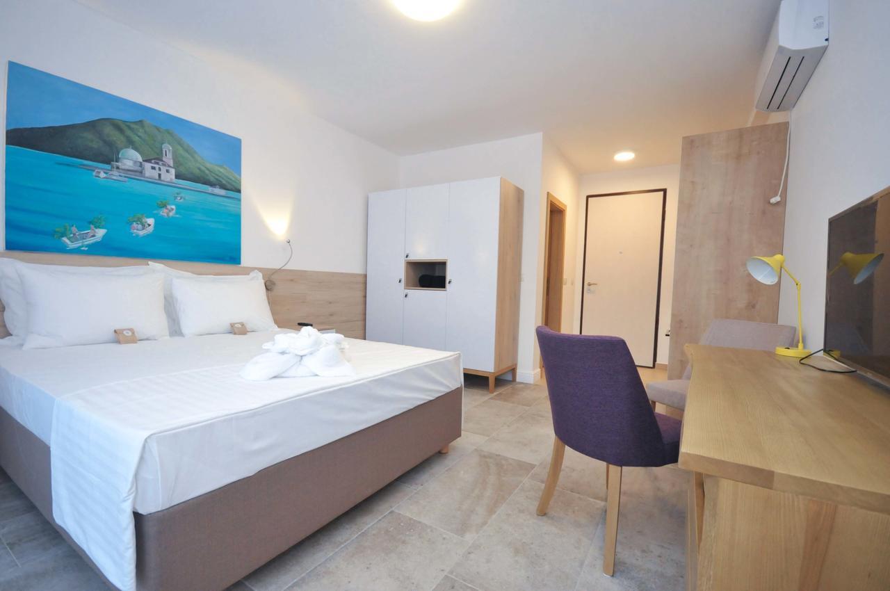 Corso Levante Luxury Suites Petrovac ภายนอก รูปภาพ