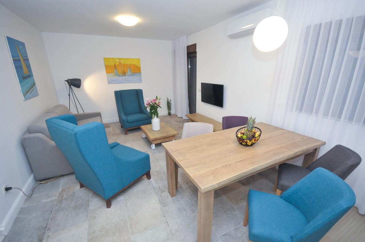Corso Levante Luxury Suites Petrovac ภายนอก รูปภาพ
