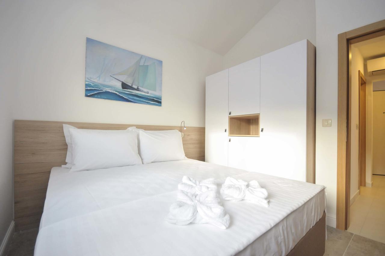 Corso Levante Luxury Suites Petrovac ภายนอก รูปภาพ