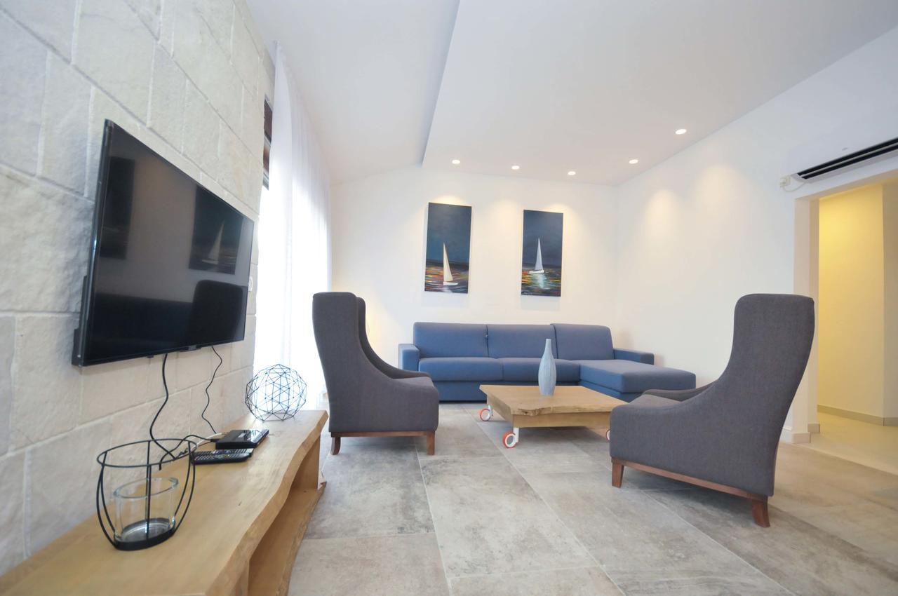 Corso Levante Luxury Suites Petrovac ภายนอก รูปภาพ