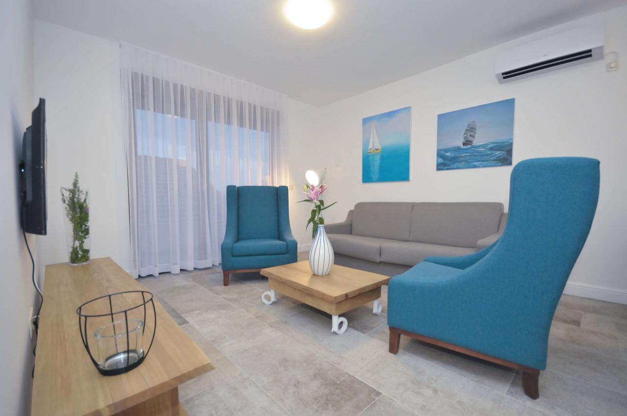 Corso Levante Luxury Suites Petrovac ภายนอก รูปภาพ